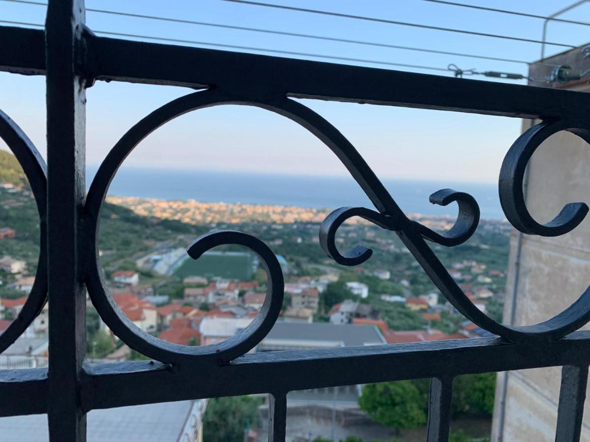 Il Nido Delle Rondini Formia Exterior foto