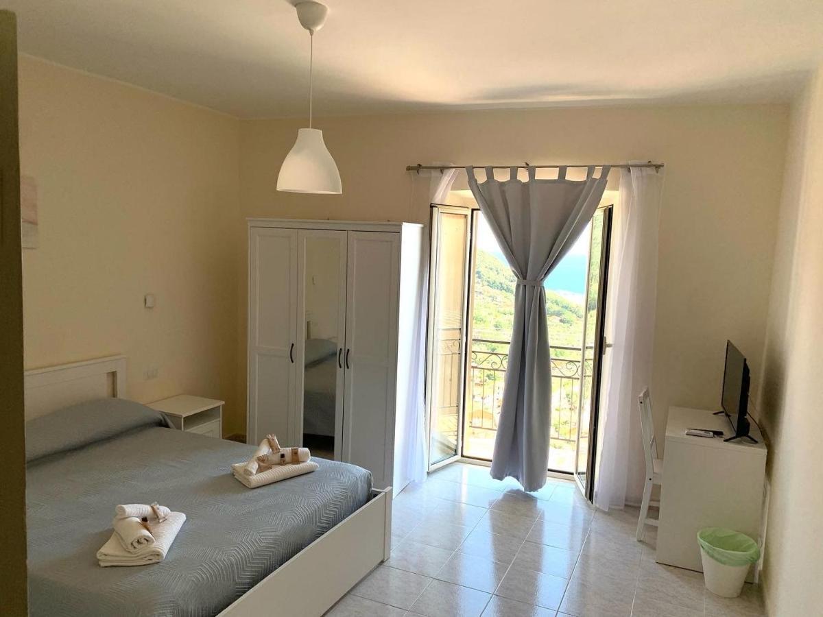 Il Nido Delle Rondini Formia Exterior foto